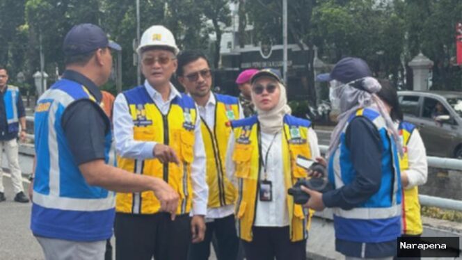 
					Proyek Pemeliharaan Jalan dan Jembatan Kementerian PU Serap 43 Ribu Pekerja