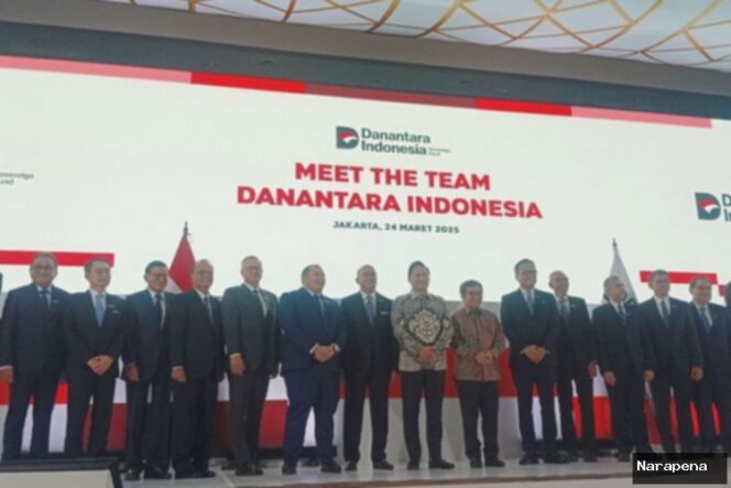 
					Jajaran Elite Danantara: Jokowi & PM Thailand Jadi Pengurus!