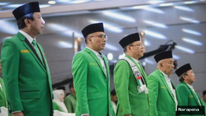 
					Mardiono Minta Maaf di Hadapan Kader dalam Muktamar ke-10 PPP