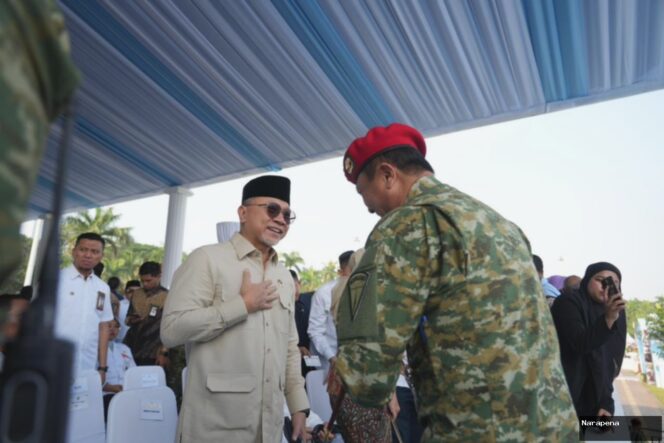 
					Menko Pangan Zulhas Hadiri HUT TNI, Sebut Prajurit Banyak Bantu Petani